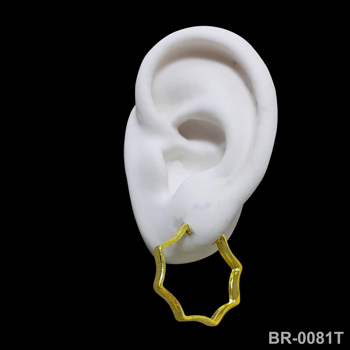 Brinco de Argola Estrela Trabalhada 2,8cm (Sem banho) 