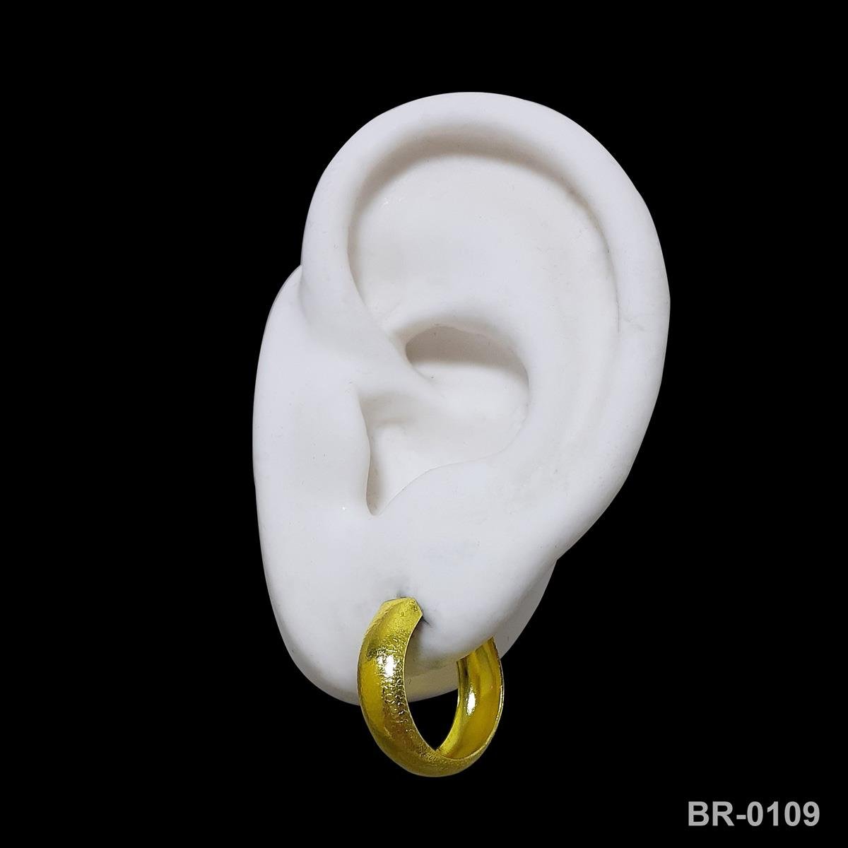 Brinco de Argola Trabalhada Pequena (Sem Banho) 