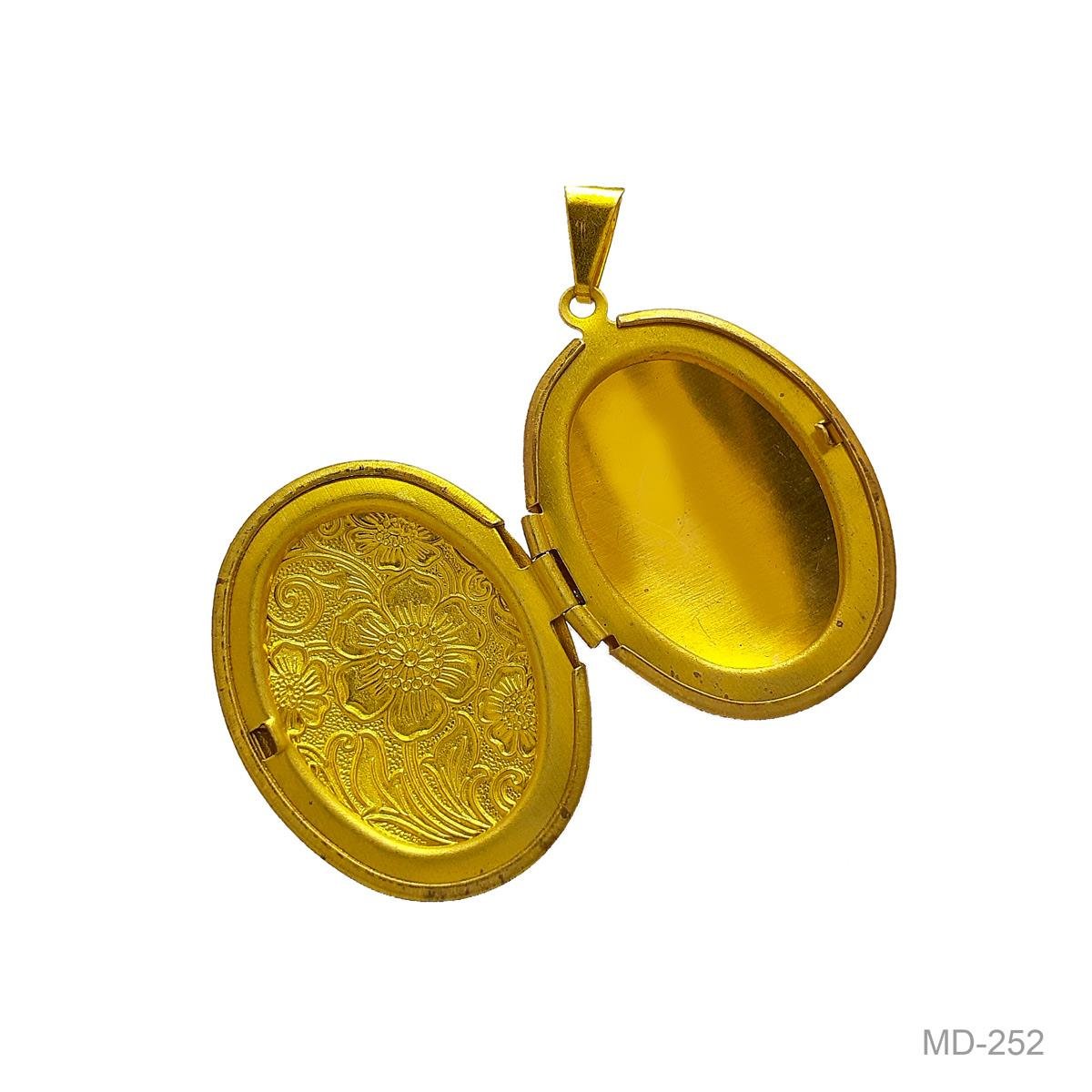 Pingente Relicário Oval Floral (Sem banho) 